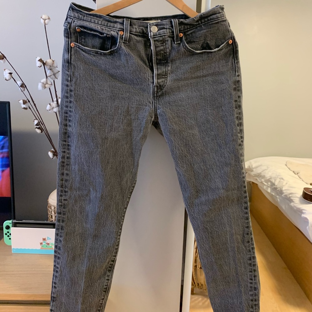 Levi’s Straight Wedgies Jeans